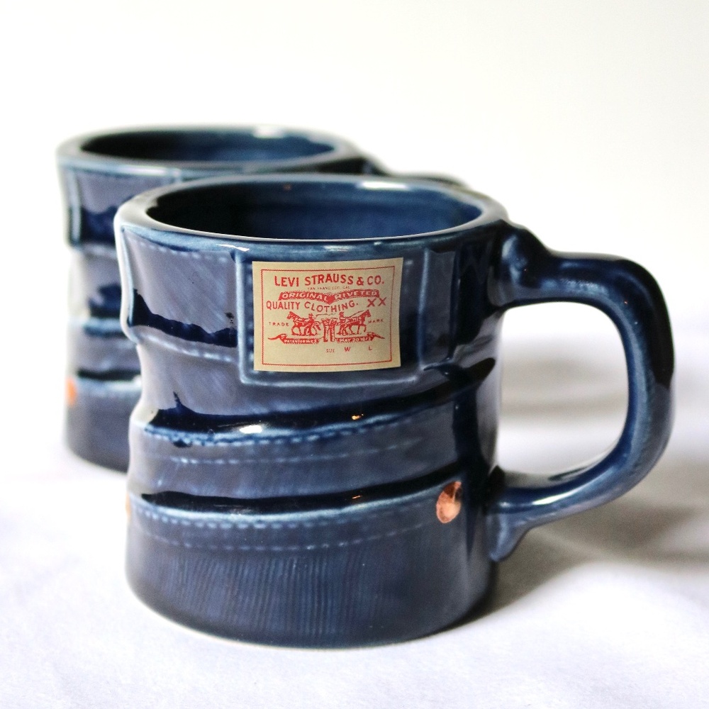 Set of 2 Levi Strauss Blue Jean Coffee Tea Mugs Collectible Denim Cozy